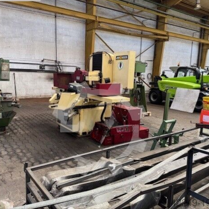 Máquina de Rectificado de Superficies Automática JAKOBSEN 1432